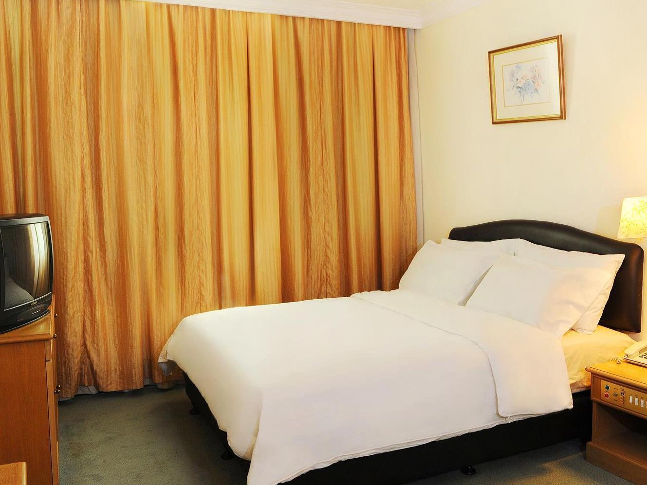 Borneo Hotel Kuching Kültér fotó